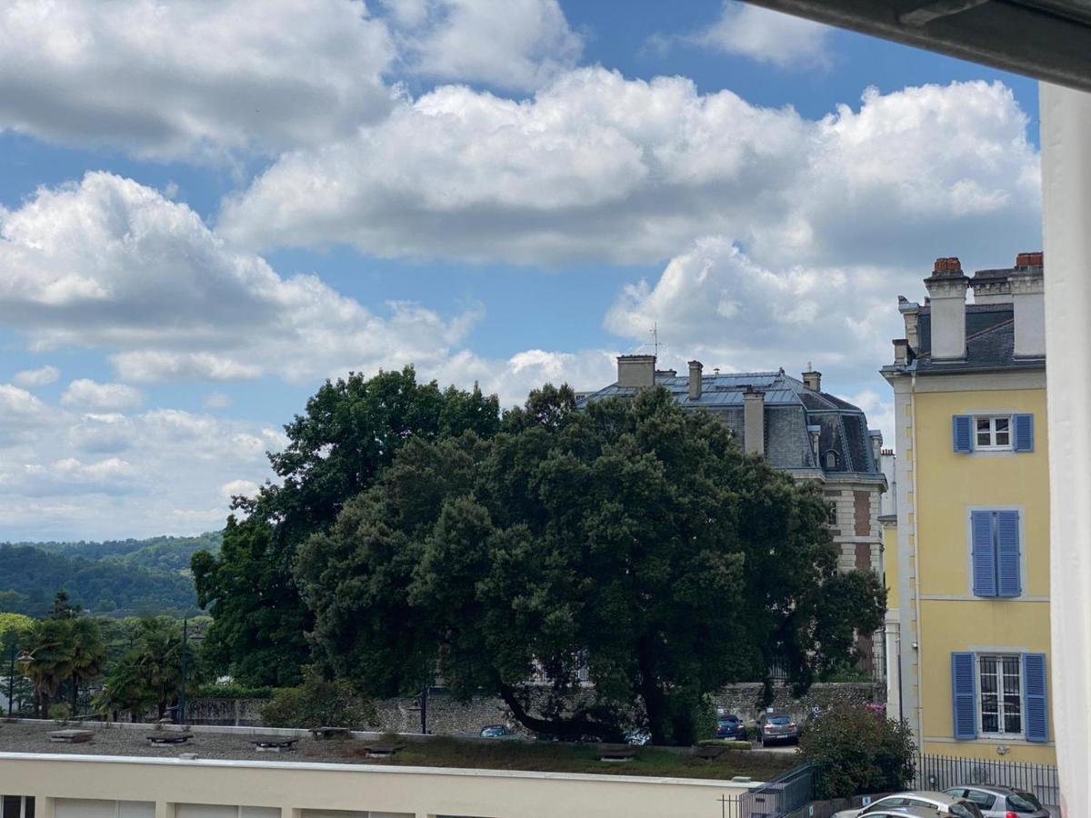Appartements Pyrenees-Barthou Pau Exterior foto